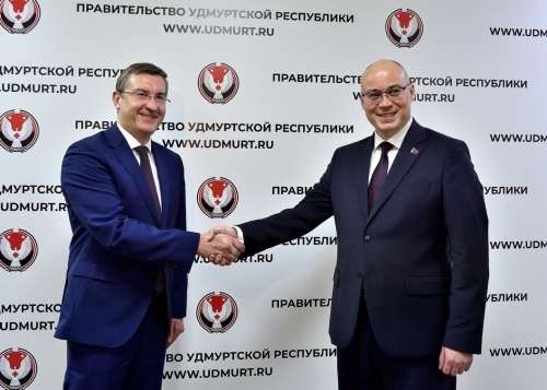 МСХ Удмуртии подписал соглашение с Минским тракторным