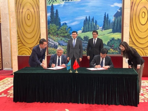 Казахстан наращивает сотрудничество с Китаем